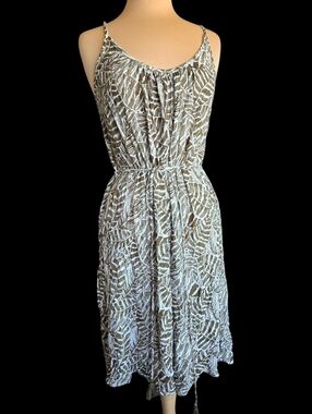 H&M Green and White Leaf-Print Sleeveless Midi Dress Sz M